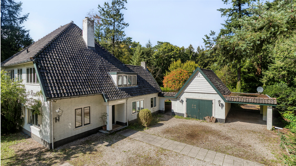 Villa van gevluchte Rus in Amersfoort te koop op veiling na faillissement stichting Ninel