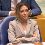 VVD теряет поддержку в опросах, теперь сопоставим с D66 и JA21