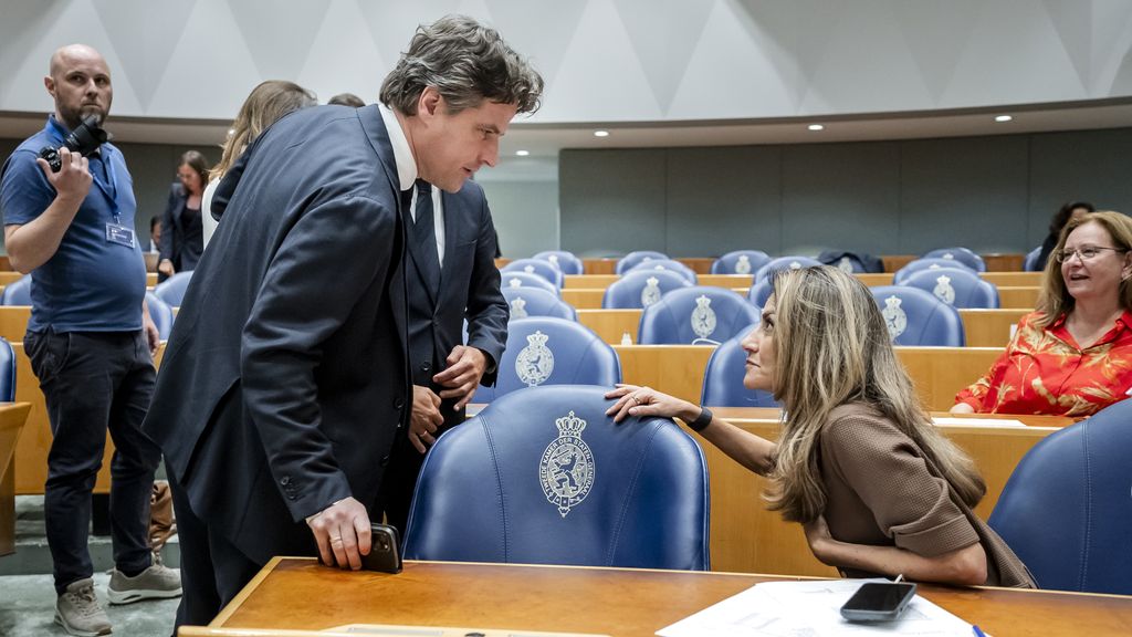 VVD verliest verder aan steun, CDA dichtbij GroenLinks-PvdA