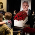 Aanklager eist levenslange straffen voor betrokkenen bij moord op journalist Peter R. de Vries