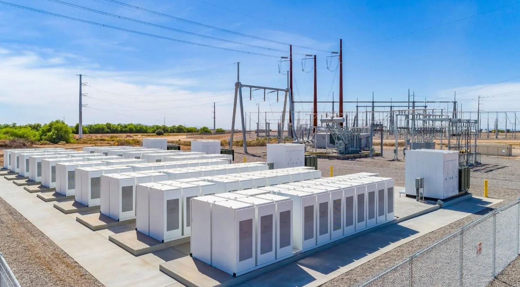 Aantal grote batterijen voor energieopslag stijgt snel in Nederland