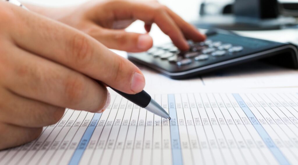 Accountant aangehouden in mensenhandelonderzoek bij metaalbedrijf in Veendam