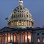 Amerikaans overheidsapparaat in lockdown, Witte Huis waarschuwt voor massaontslagen