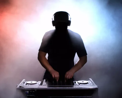 Amsterdam Dance Event устанавливает новый рекорд: 600 000 посетителей за пять дней