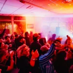 Amsterdam Dance Event organiseert plasticvrije rave для снижения отходов в ночной жизни