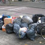 Amsterdam stopt met ophalen van losse vuilniszakken om zwerfvuil te bestrijden