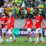 AZ Alkmaar lijdt vernederende 4-0 nederlaag tegen Cypriotische club AEK Larnaca