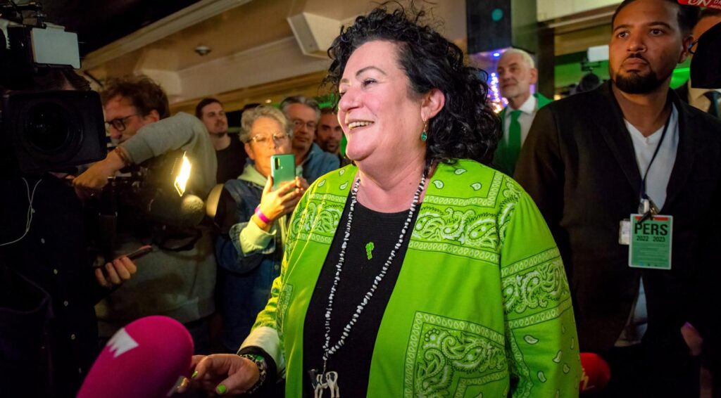 BBB roept boeren wanhopig op om niet op de PVV te stemmen en pleit nu ook voor een boerkaverbod