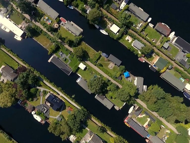 Bestemmingsplan voor illegale huisjes in Vinkeveense Plassen blijft in stand