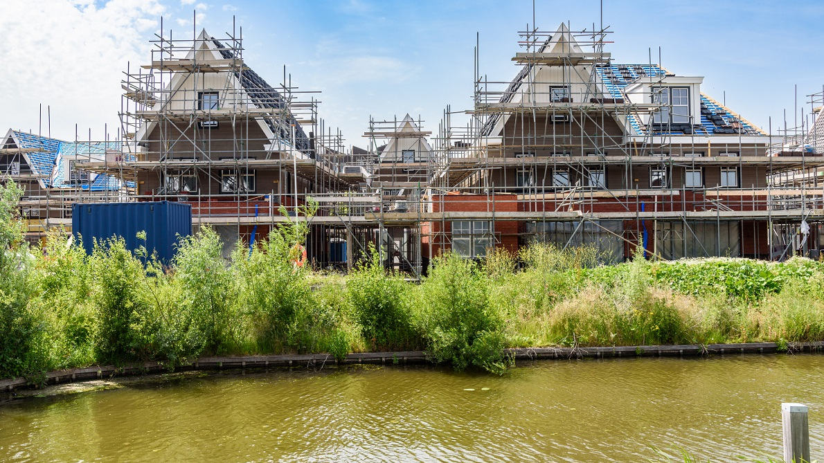 Bouwsector in Europa herstelt dankzij woningtekort en infrastructuurinvesteringen in Nederland