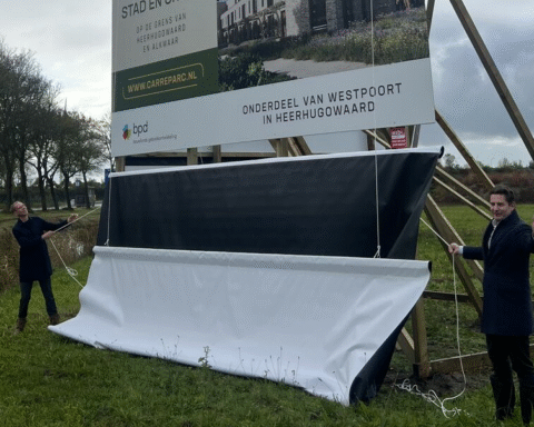 BPD start bouw van 200 woningen in Heerhugowaard met onthulling bouwbord