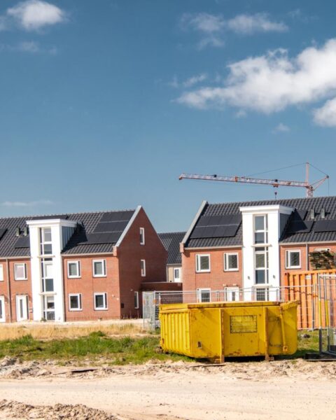 CDA en VVD erkennen nu dat hun plan voor 100.000 nieuwe woningen per jaar onuitvoerbaar is
