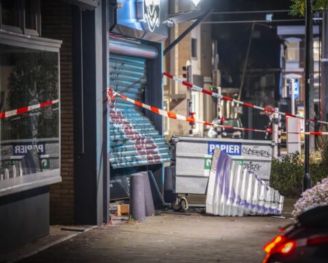 Drie Amsterdammers opgepakt bij ramkraak op juwelier in Arnhem