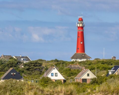 Eiland Schiermonnikoog eerste met voorlopige stemuitslagen; D66 en CDA boeken winst