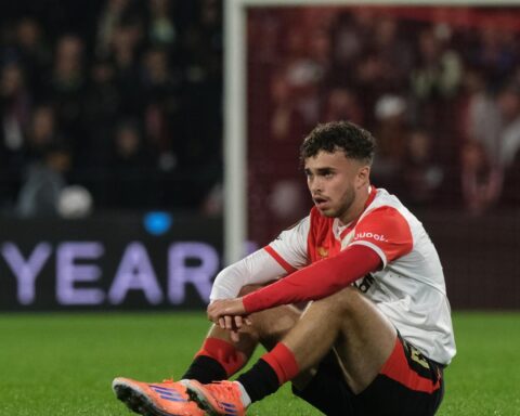 Feyenoord lijdt tweede achtereenvolgende nederlaag in de UEFA Europa League tegen Aston Villa
