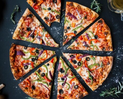 Gedwongen sluiting dreigt vier vestigingen van De Pizzabakkers met faillissement