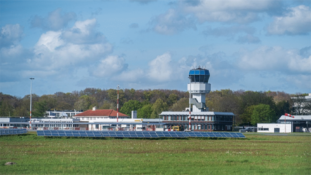 Groningen Airport Eelde verlengt openingstijden om aantrekkelijkheid voor luchtvaartmaatschappijen te vergroten