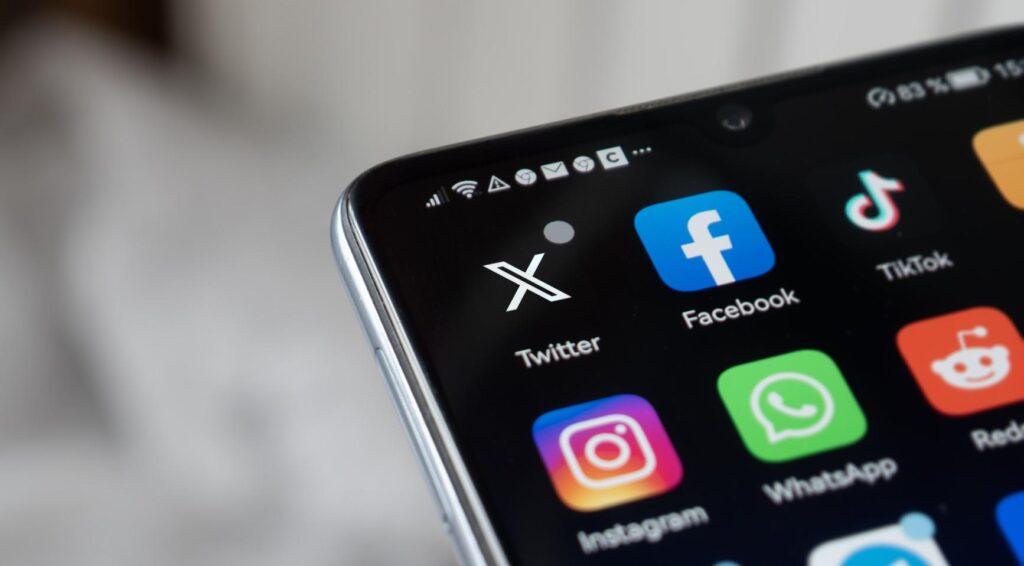 Grote technologiebedrijven weigeren te getuigen voor de Tweede Kamer over verkiezingsinvloeden
