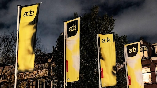 Het leven van top-dj Franky Rizardo: van privéjet naar liveset