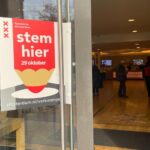 Hoge opkomst leidt tot spannende race tussen PVV en D66, telling in Amsterdam nog in uitvoering