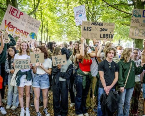 Klimaat is geen verkiezingsthema en laat jongeren machteloos voelen