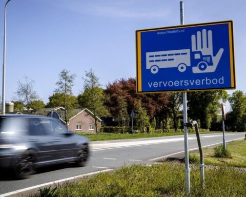 Landelijke ophokplicht zorgt voor annulering kippententoonstelling in Waalwijk