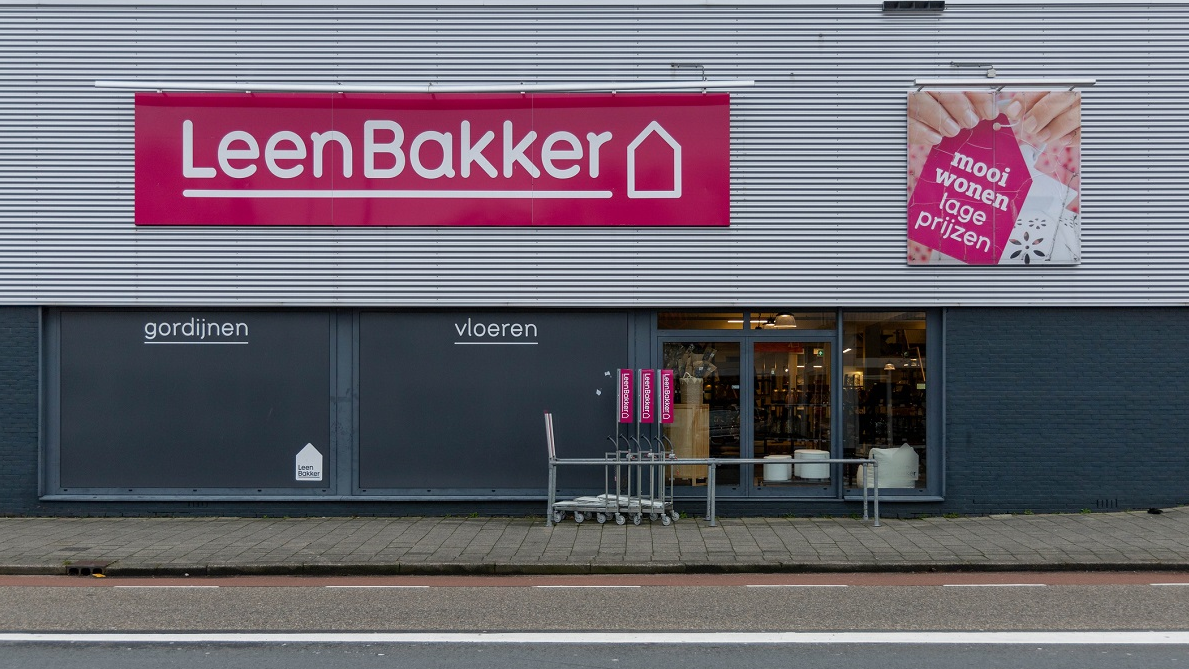 Leen Bakker overweegt sluiting van 35 winkels in Nederland door financiële druk