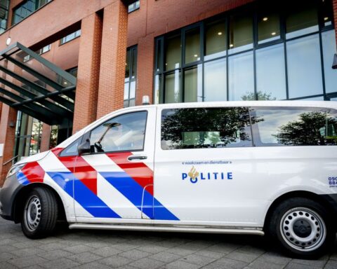 Man aangehouden na aanrijding met voetgangers bij tankstation in Den Bosch