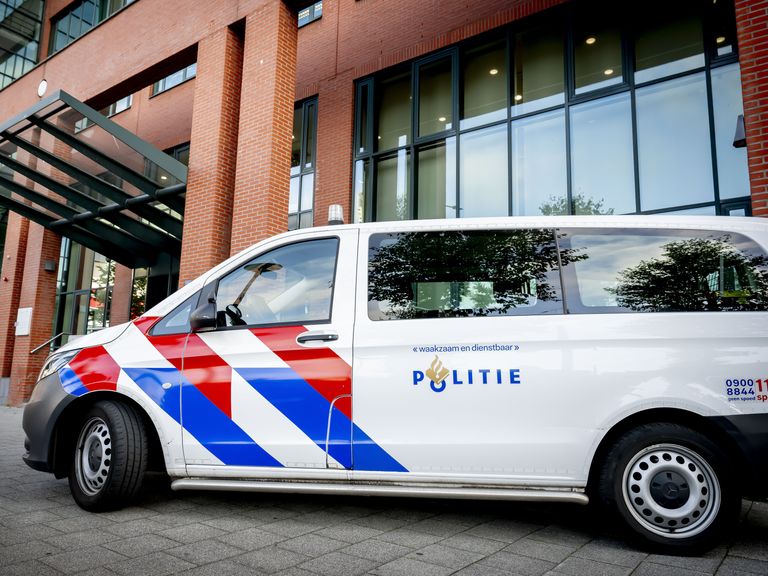 Man aangehouden na aanrijding met voetgangers bij tankstation in Den Bosch