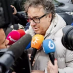 Marco Borsato ontkent beschuldigingen van seksueel misbruik van minderjarige; slachtoffer beschrijft hem als "vaderfiguur"