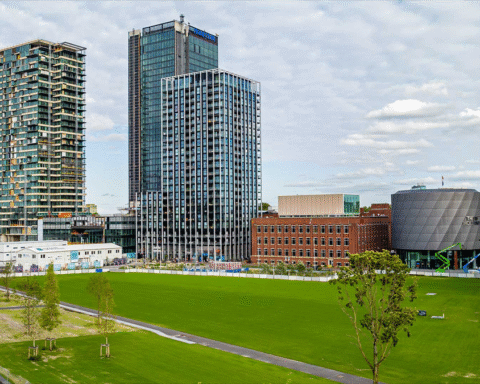 Maritim beëindigt 50-jarig contract met Union voor Amsterdamse megahotel na jarenlange vertragingen