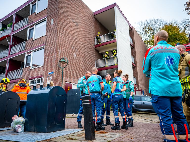 Meerdere bewoners naar ziekenhuis na brand in zorgcomplex Gouda