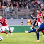 Nederland verslaat Malta met 4-0 in WK-kwalificatiewedstrijd ondanks teleurstellende prestatie