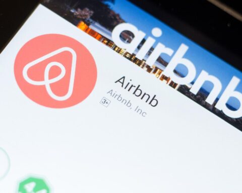 Nederlandse stichting dient massaal bezwaar tegen Airbnb in bij de Hoge Raad