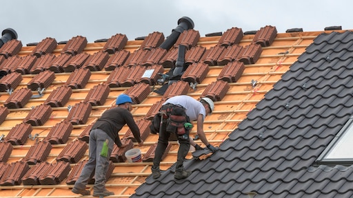 Nieuwbouwprojecten onder druk door bezwaren, politiek streeft naar beperking mogelijkheden