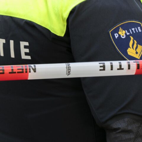 Politie schiet hond neer na aanvallen op eigenaren in Zoetermeer