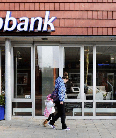 Rabobank verkleint kantoorcapaciteit in verschillende steden, verhuizingen aangekondigd