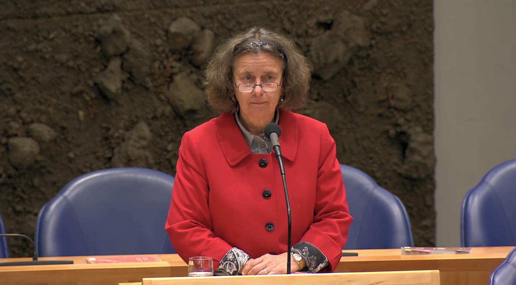 Voormalig staatssecretaris Faber betwist dat memoires kabinet geheimhoudingregels schenden