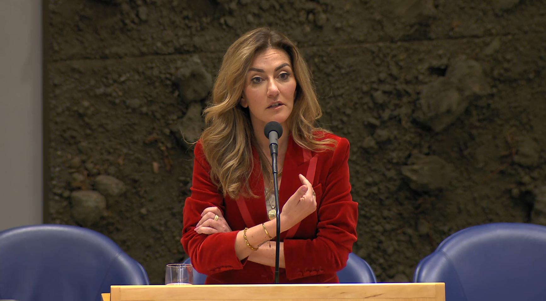 VVD onder vuur in verkiezingsdebat; beschuldigd van extreemrechts, afstandelijk en antisociaal