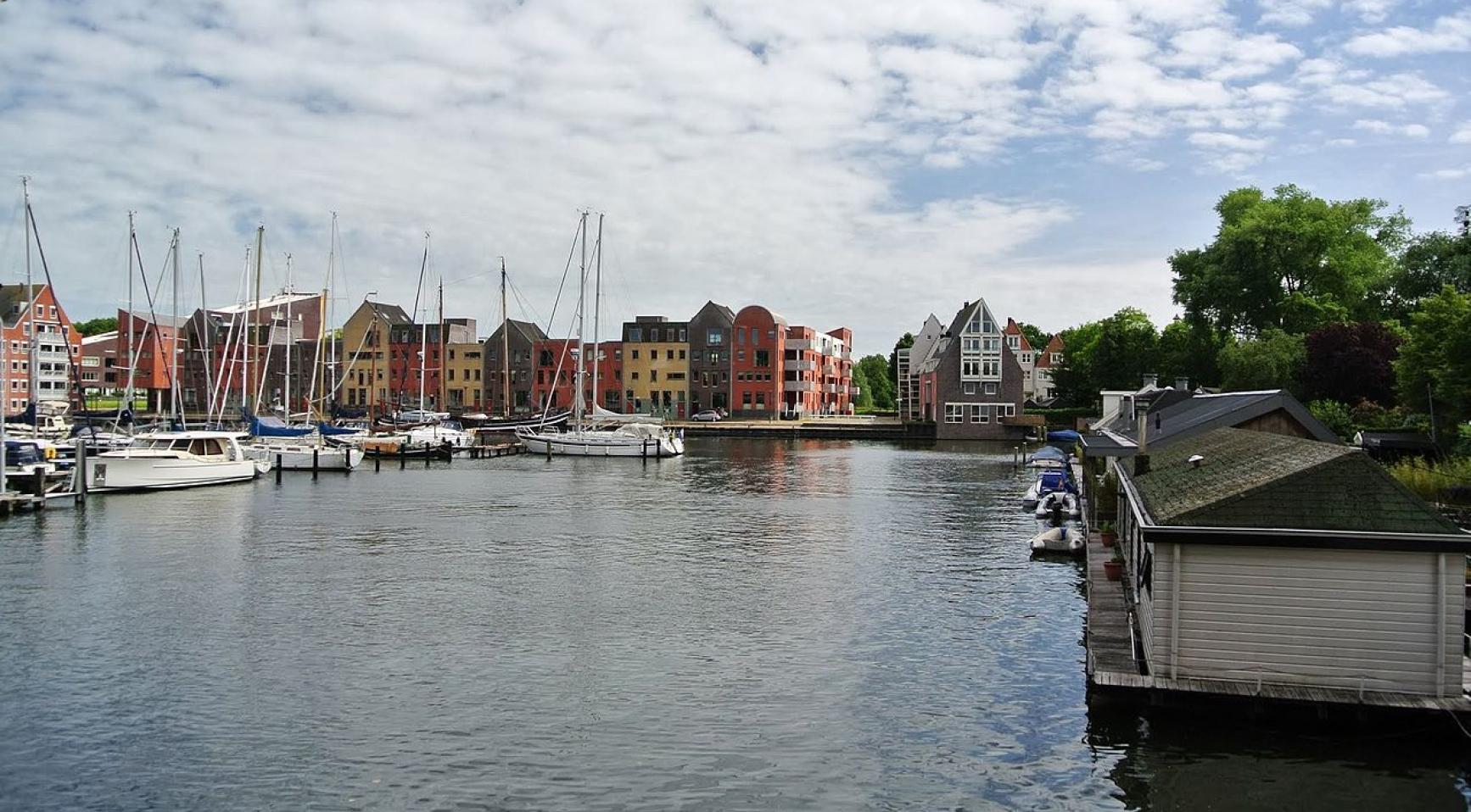 Wethouder van Hoorn stapt op vanwege plannen voor noodopvang asielzoekers