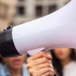 200 deelnemers aan anti-immigratiemars in Den Haag; sommigen verkleed als Zwarte Piet