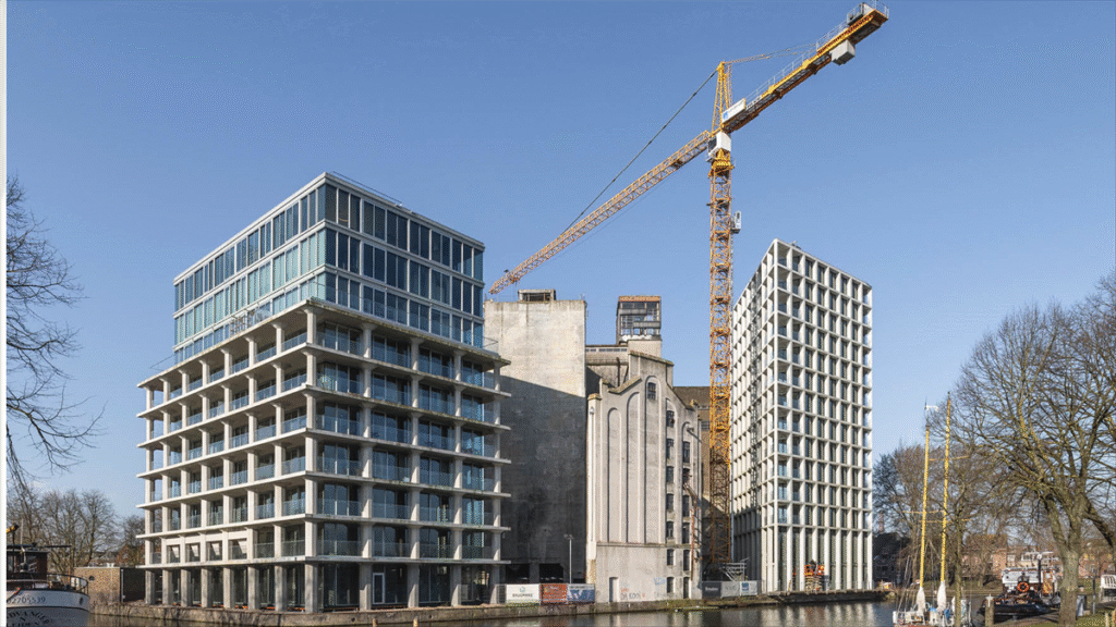 Amsterdam, Katwijk en Leiden winnen NRP Gulden Feniks, wildcard voor Rotterdamse witte panden