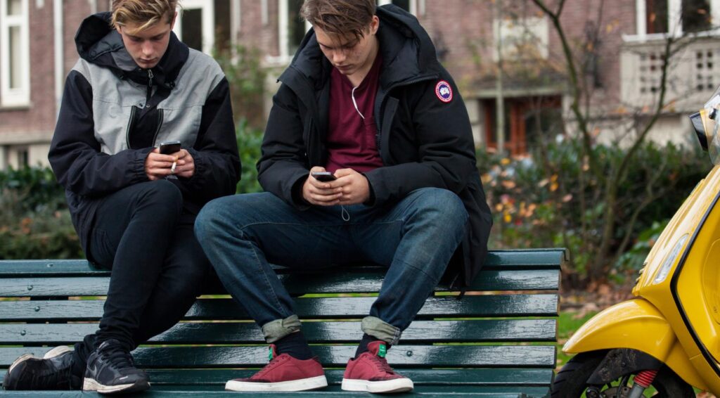 Campagne gestart om boys anders te laten denken over mannelijkheid