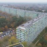 Experts adviseren woningcorporaties in Nederland om balkons in flats na te kijken na problemen in Zeist