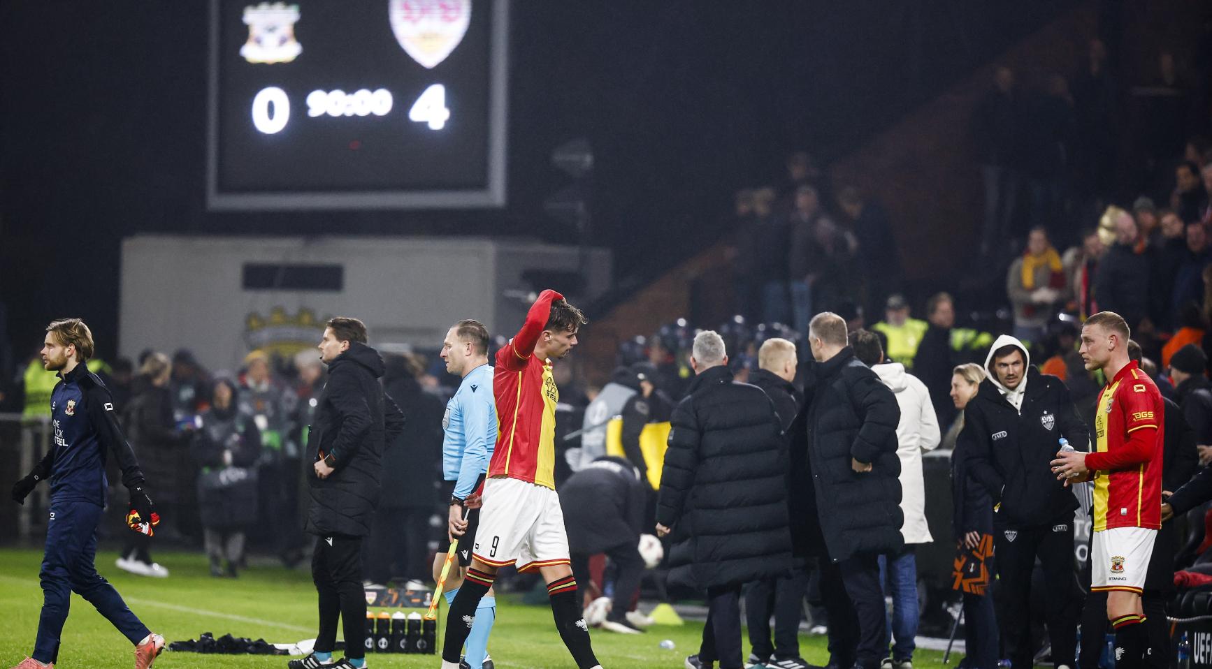 Go Ahead Eagles verliezen met 4-0 van Stuttgart in Europa League thuiswedstrijd