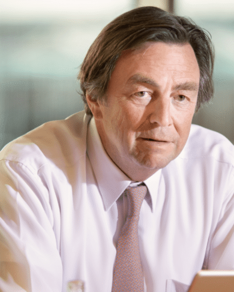 Hans Wijers leidt nieuwe coalitiegesprekken met Leeuwarden burgemeester Buma