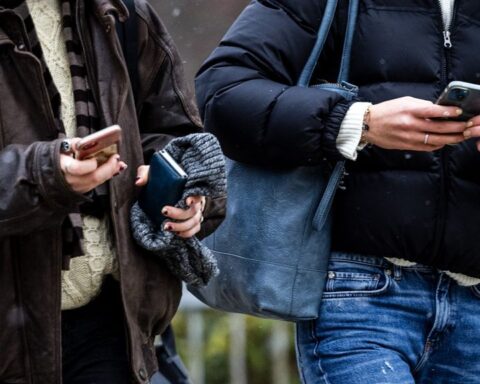 Jongeren onderschatten hun vermogen om online oplichting te herkennen