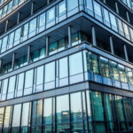 KPN verlaat volgend jaar het Glass House in Amsterdam, NSI ziet kansen voor modernisering