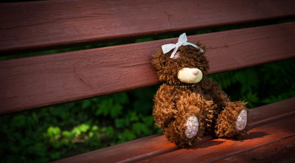 Luister naar kinderen die om hulp vragen, oproep van moeder van ernstig mishandeld pleegkind