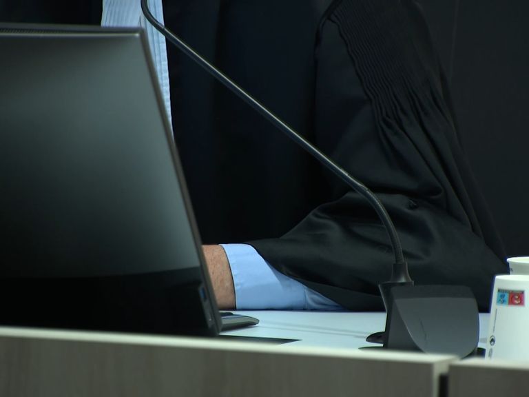 Man en vrouw tot 18 en 15 jaar cel veroordeeld voor moord op autohandelaar in Venlo